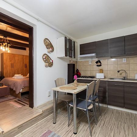 Appartamento Saint Marco35Th Braşov Esterno foto