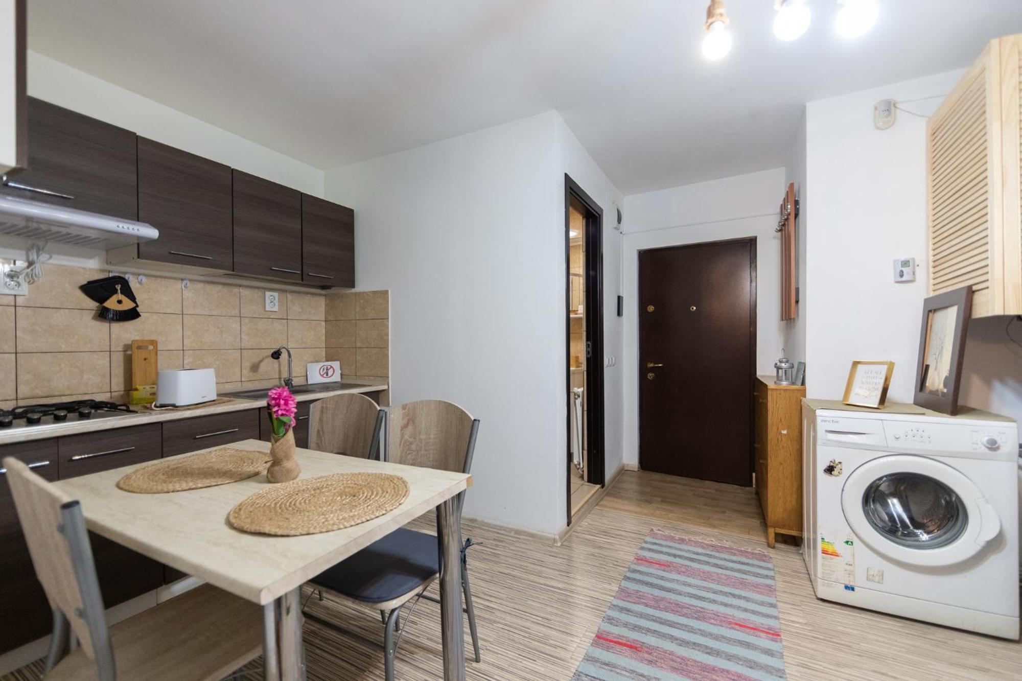 Appartamento Saint Marco35Th Braşov Esterno foto